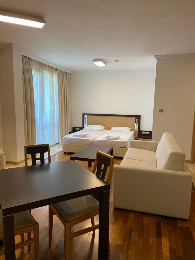 Private Apartments In Emerald Ravda Exteriör bild